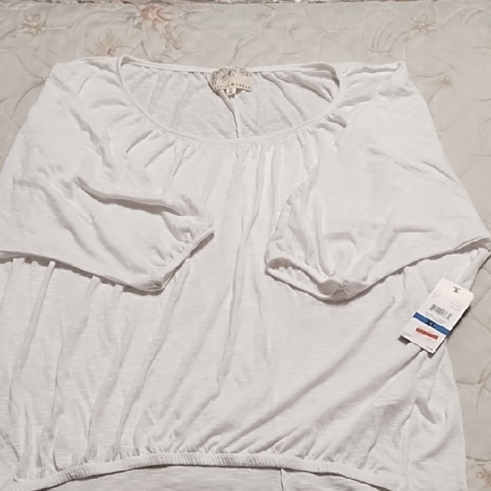 NWT Debbie Morgan White Blouse